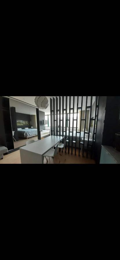 404 Gale Center Apartment Wifi, Parking 포르투 외부 사진