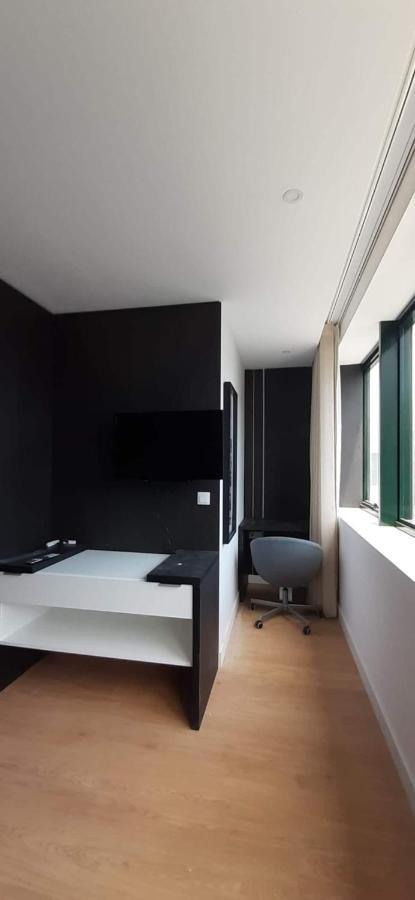 404 Gale Center Apartment Wifi, Parking 포르투 외부 사진